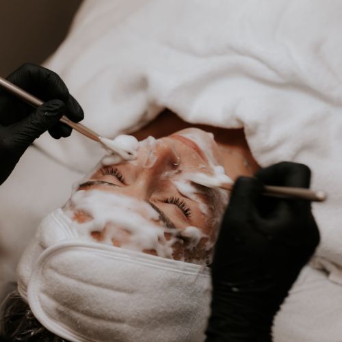 Soins nettoyants de la peau institut de beauté à Grésy sur Aix