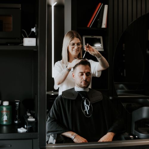 Salon de coiffure homme et barber shop à Grésy sur Aix